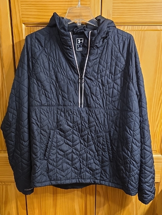 Under Armour Jackets & Blazers - Under Armour Black Quilted Half-Zip Hooded Pullover